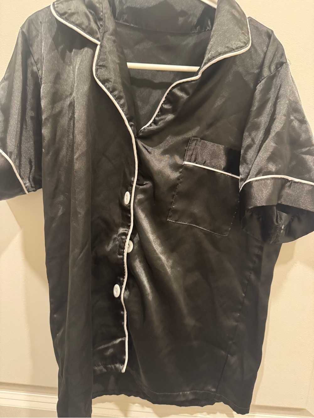 Girls Black Satin Short-Sleeve Button pajamas set